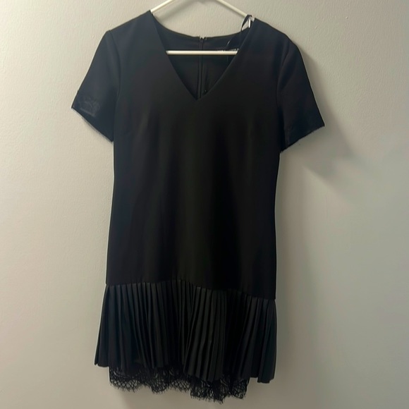 Karl Lagerfeld Dresses & Skirts - 𝅺NWOT Karl Lagerfeld Dress, Size Medium, Black with Pleated Leather and Lace